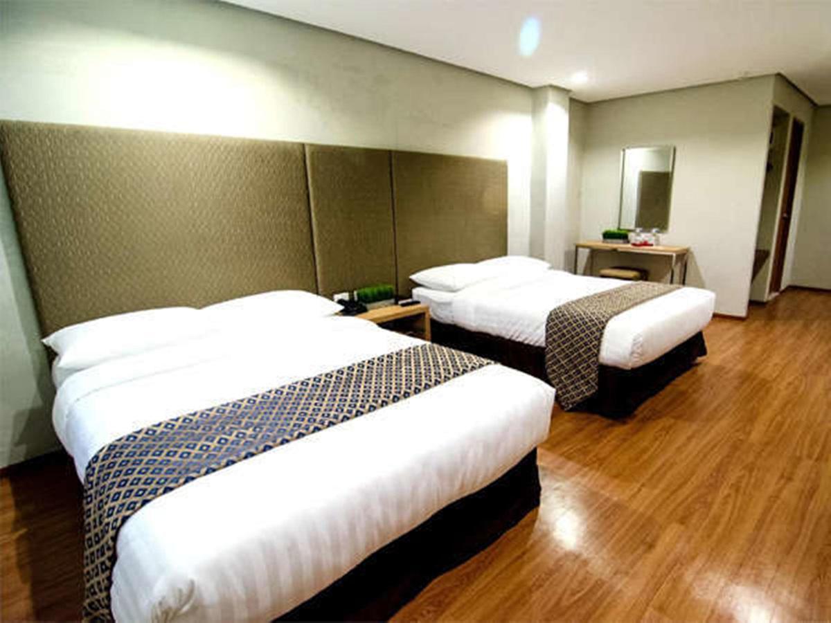 Madison Hotel Phl Iloilo City Ngoại thất bức ảnh