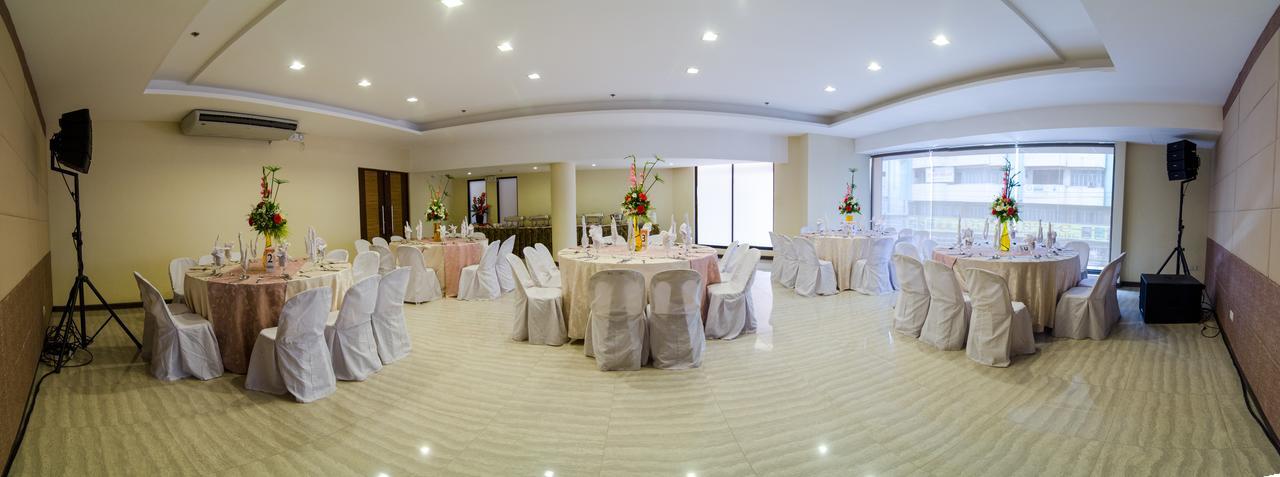 Madison Hotel Phl Iloilo City Ngoại thất bức ảnh