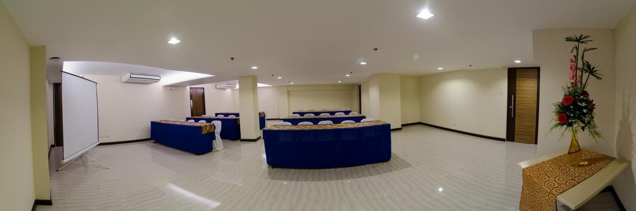 Madison Hotel Phl Iloilo City Ngoại thất bức ảnh